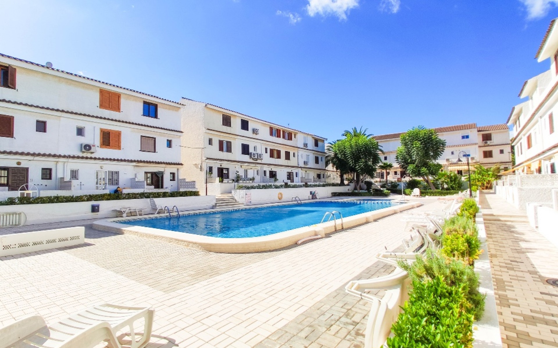 Resale - Townhouse - Los Altos