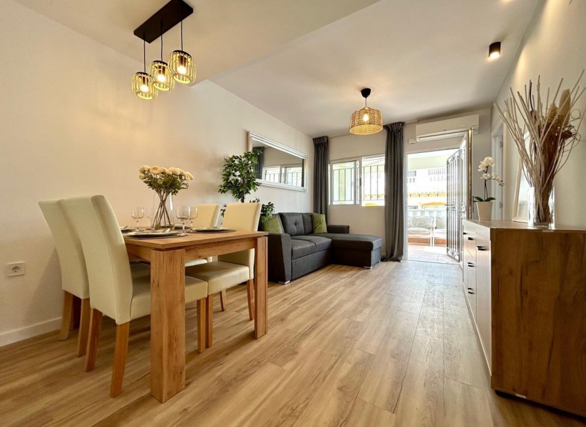 Resale - Townhouse - Los Altos