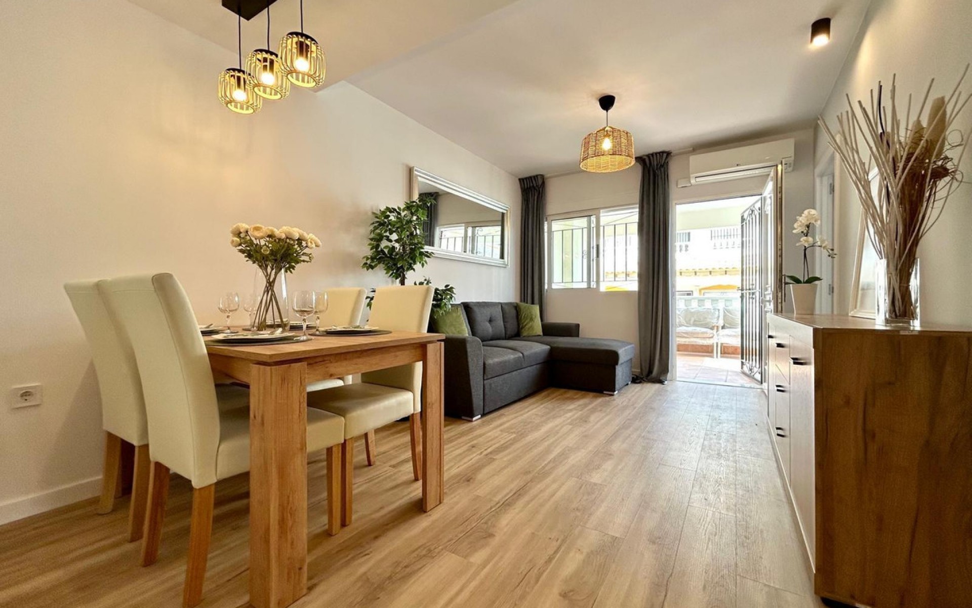 Resale - Townhouse - Los Altos