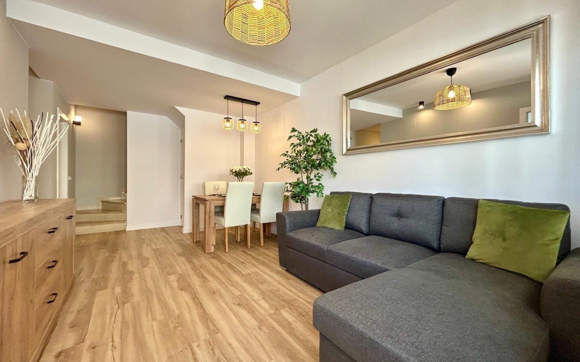 Resale - Townhouse - Los Altos