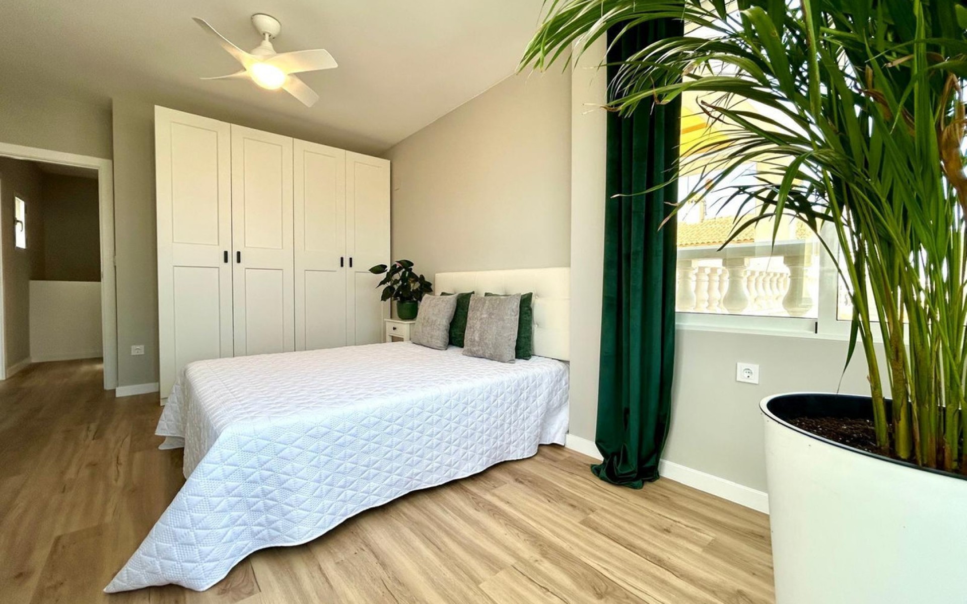 Resale - Townhouse - Los Altos