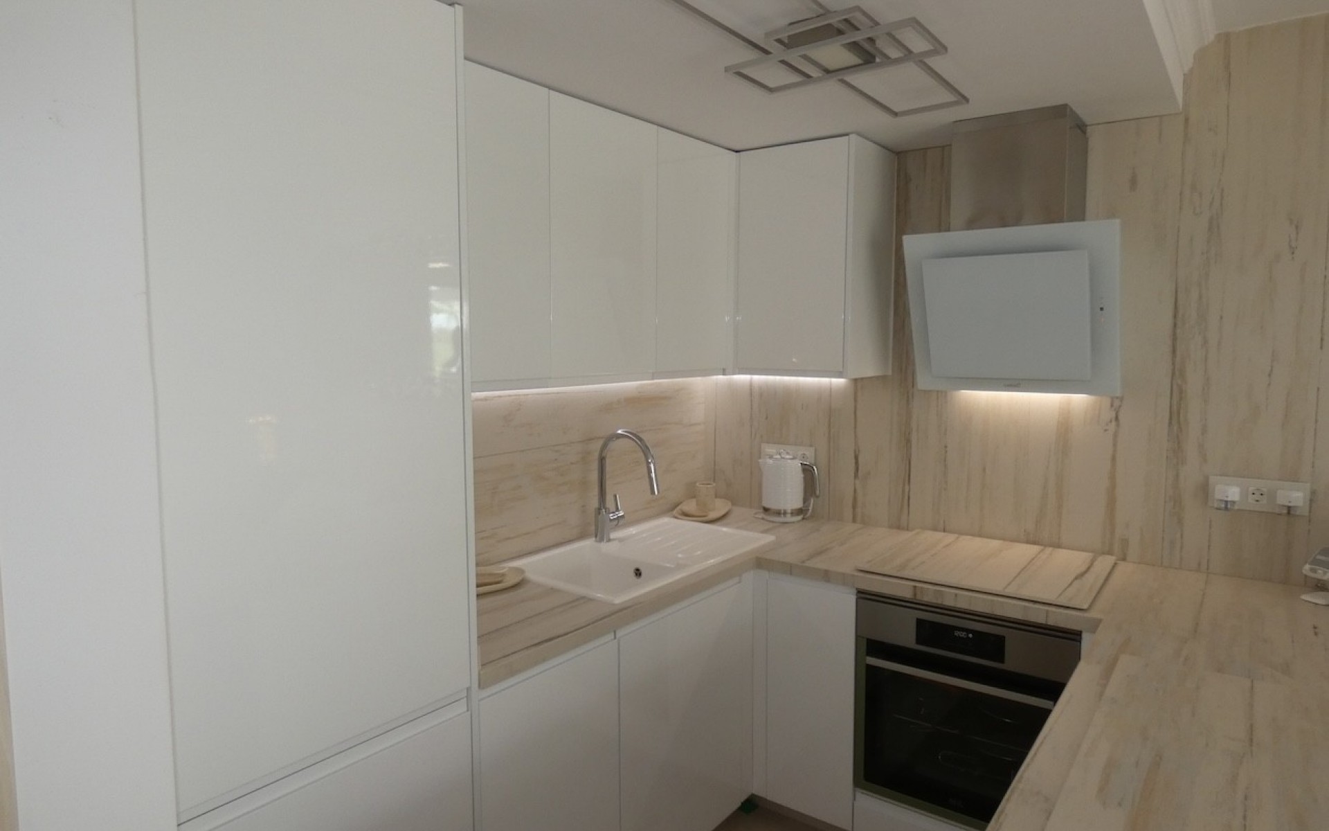 Resale - Townhouse - Los Balcones - Lago Jardin