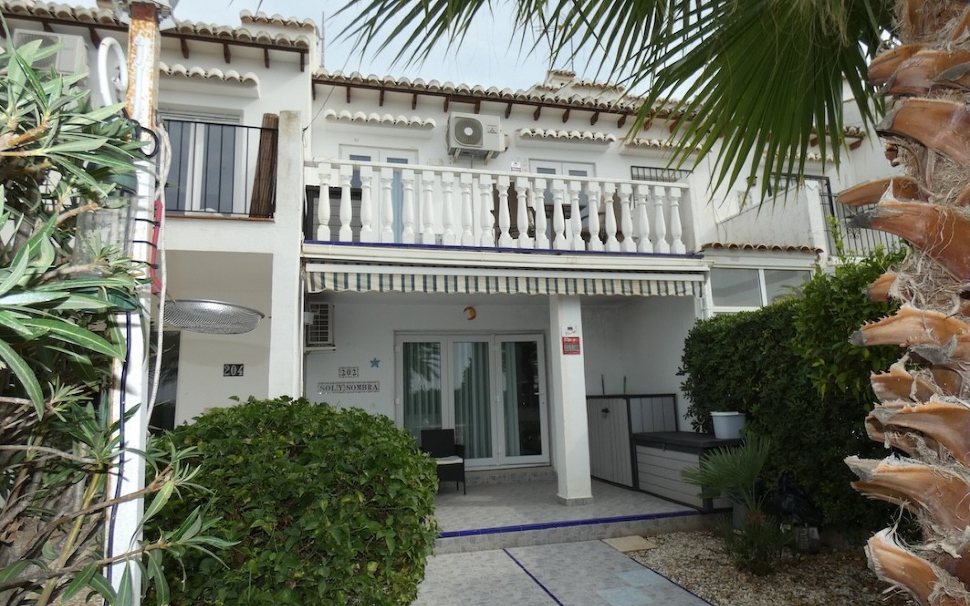 Resale - Townhouse - Los Balcones - Lago Jardin