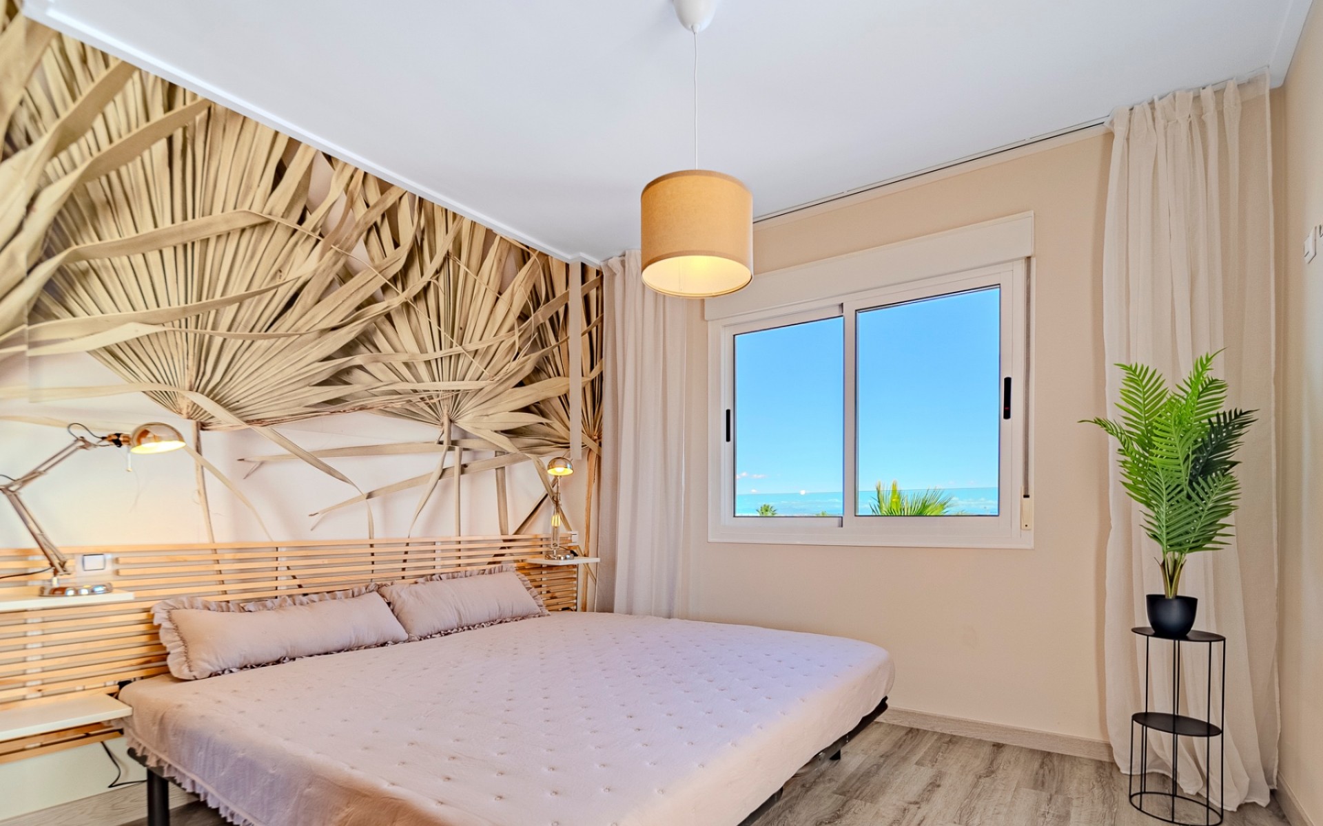 Resale - Townhouse - Los Balcones