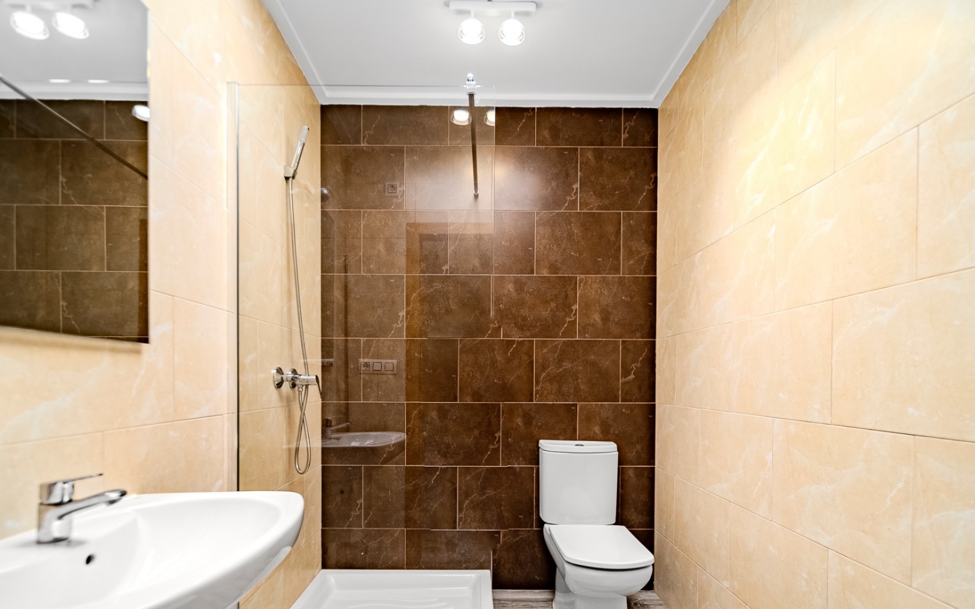 Resale - Townhouse - Los Balcones