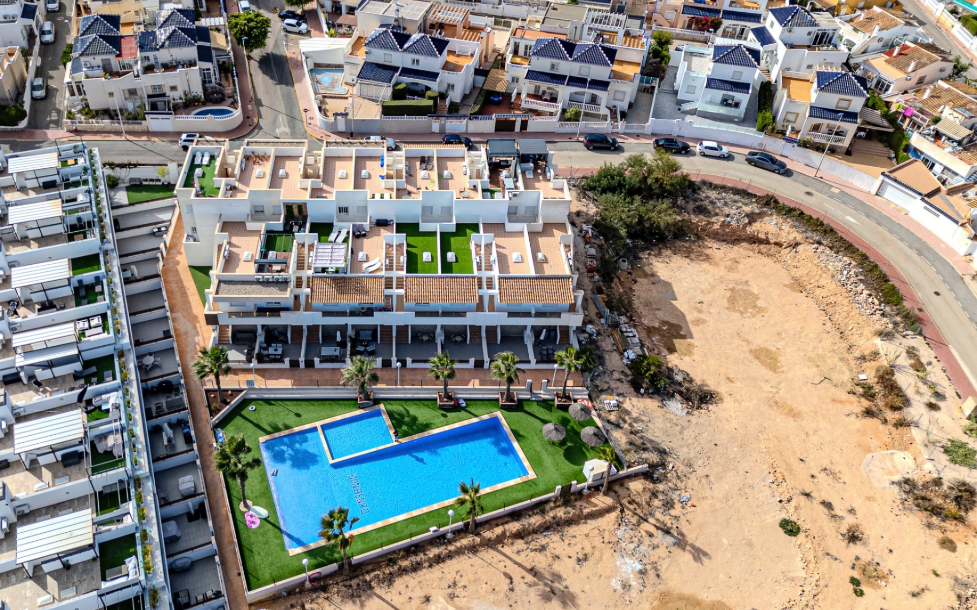 Resale - Townhouse - Los Balcones