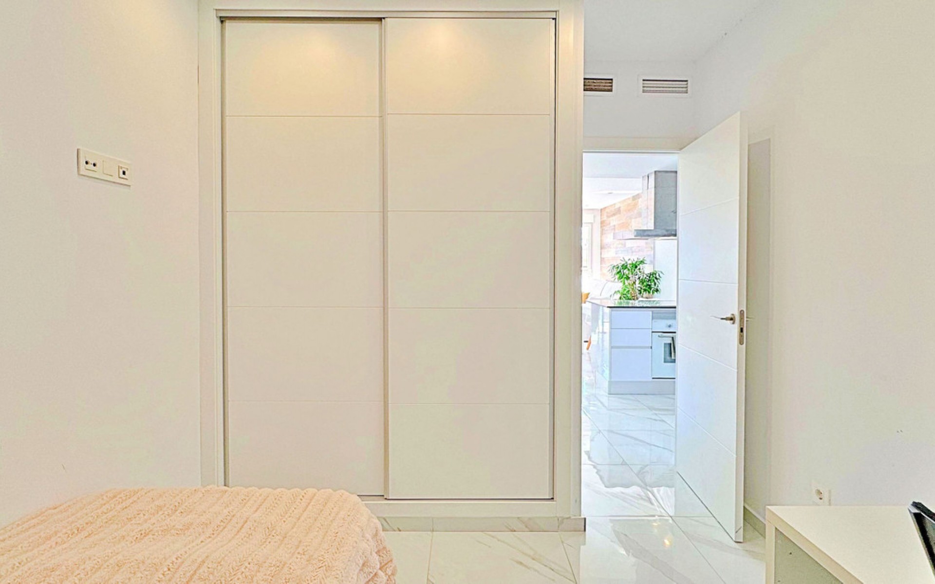 Resale - Townhouse - Los Balcones