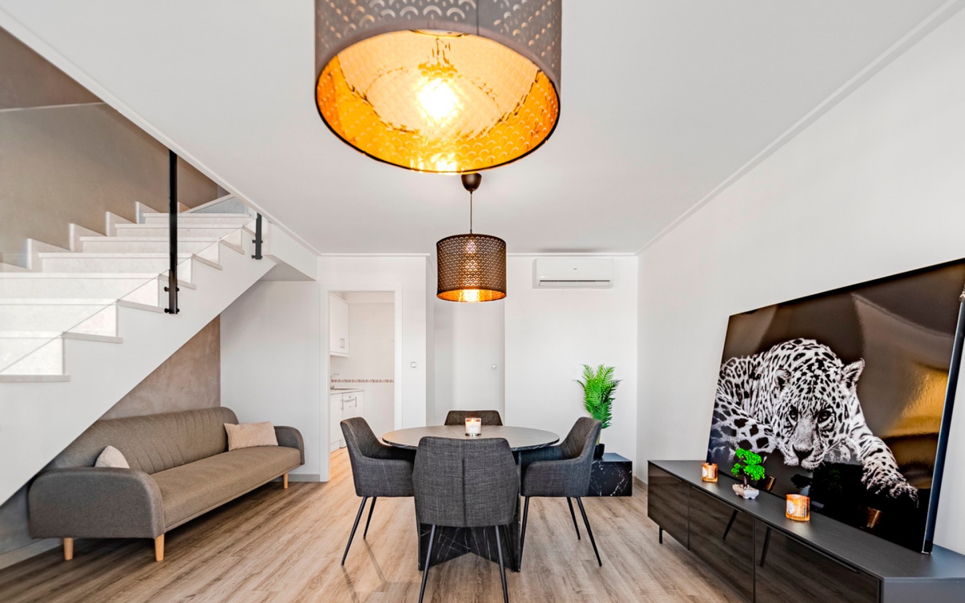 Resale - Townhouse - Los Balcones