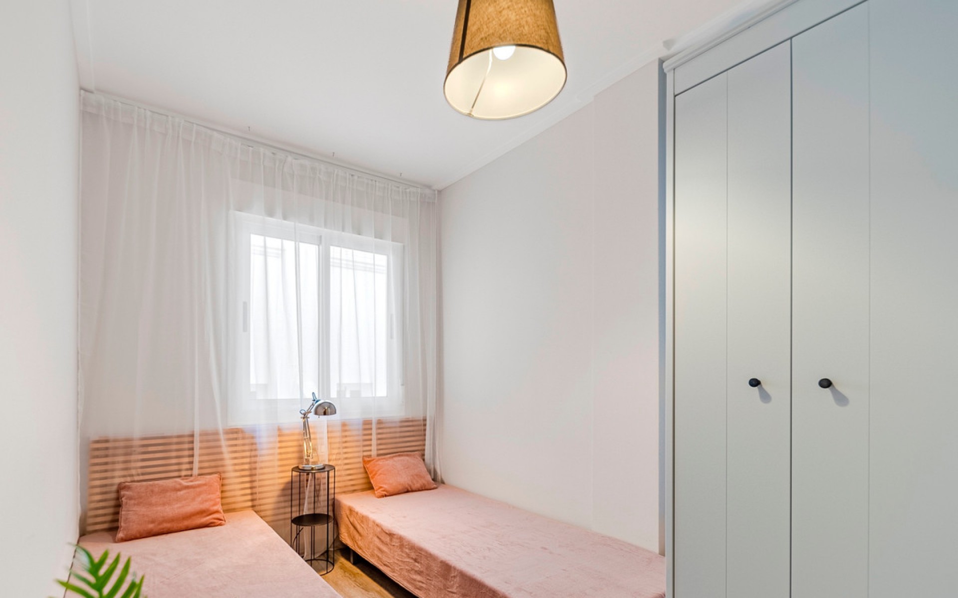 Resale - Townhouse - Los Balcones