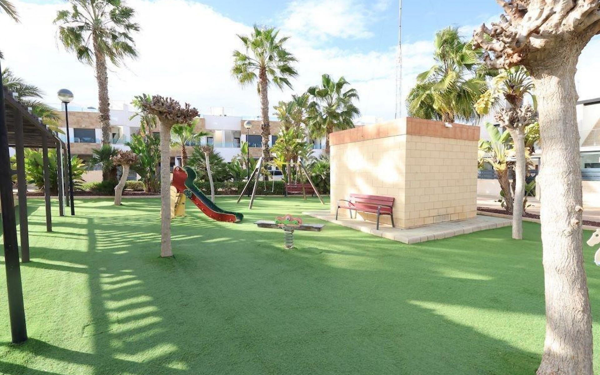 Resale - Townhouse - Los Dolses