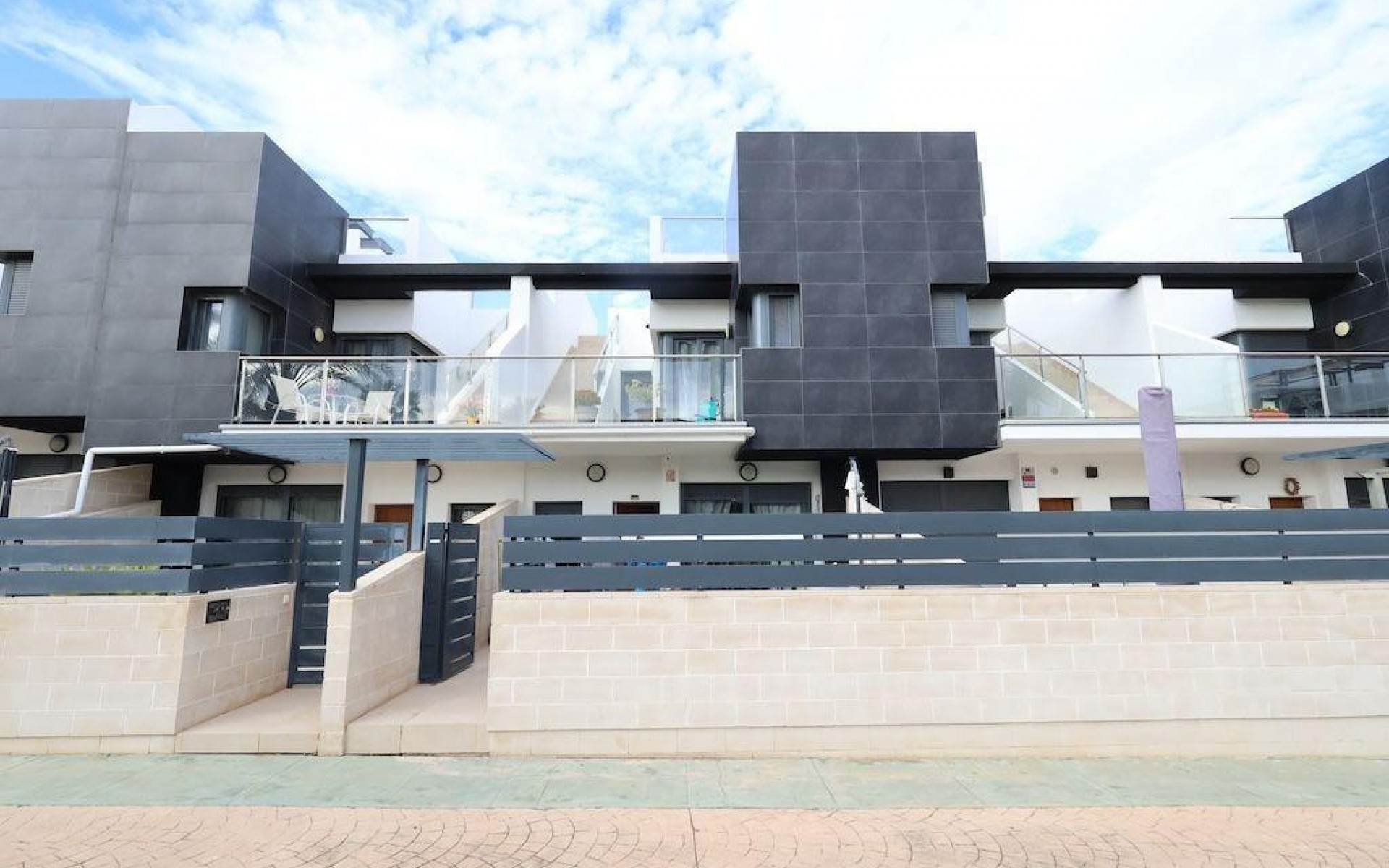 Resale - Townhouse - Los Dolses