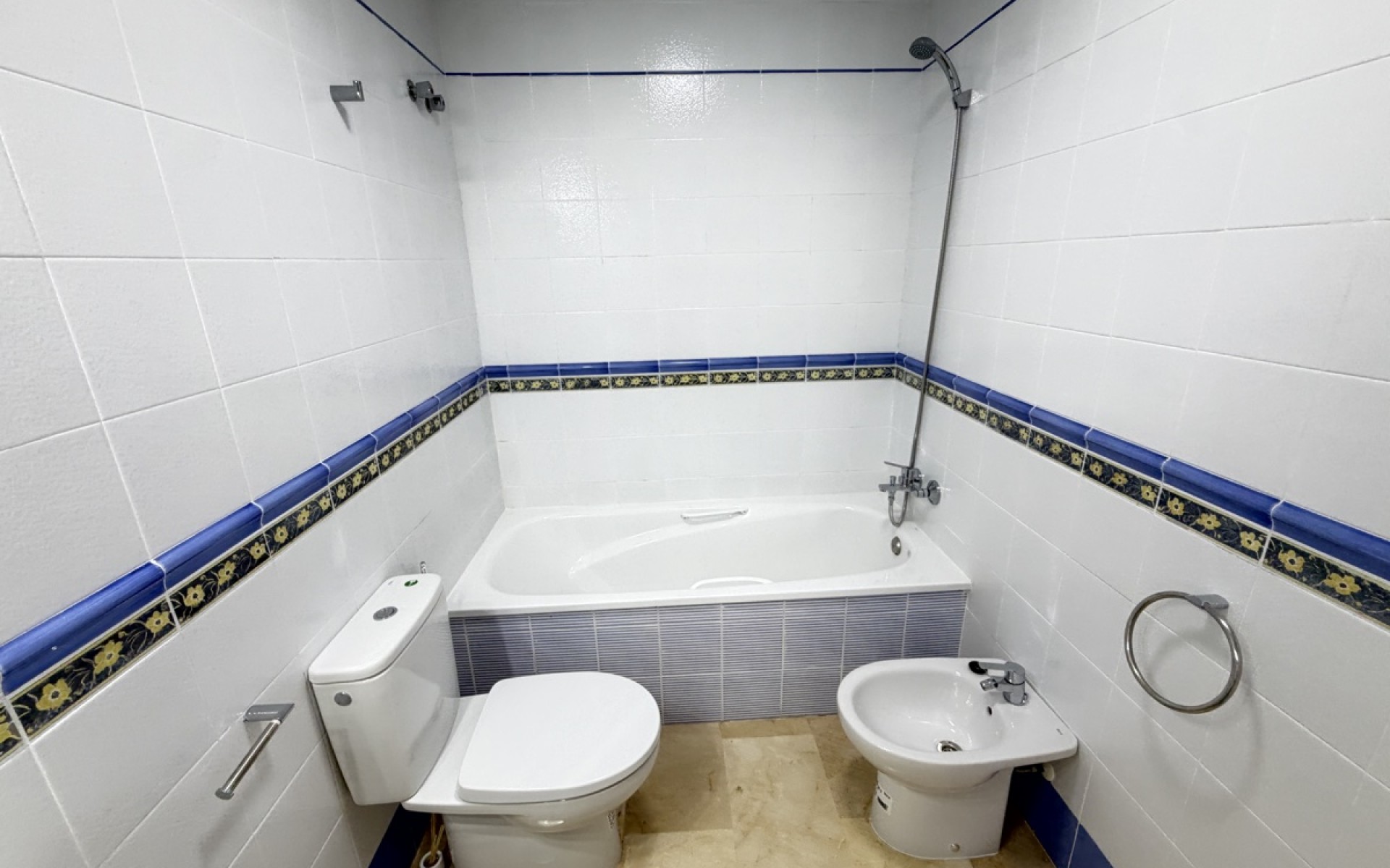 Resale - Townhouse - Los Dolses