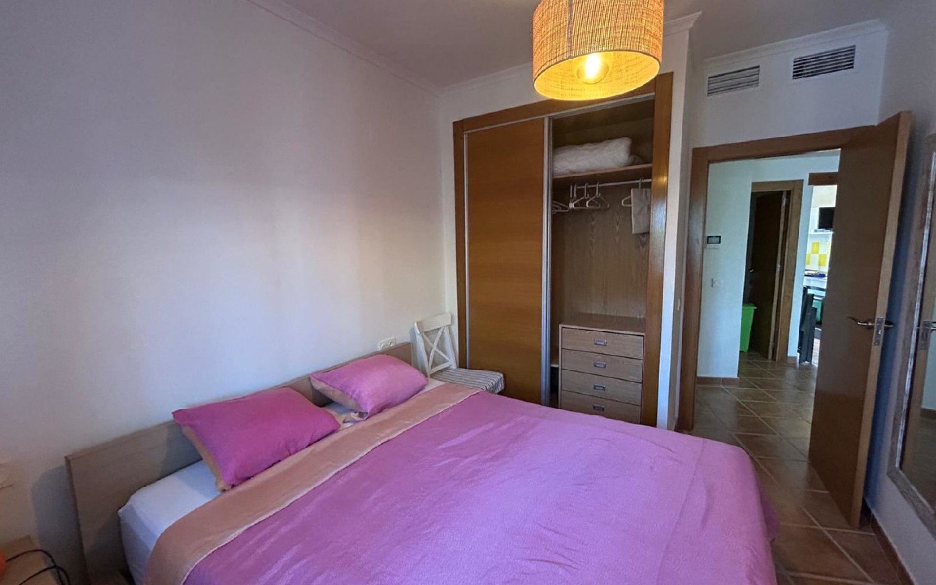 Resale - Townhouse - Mil Palmeras