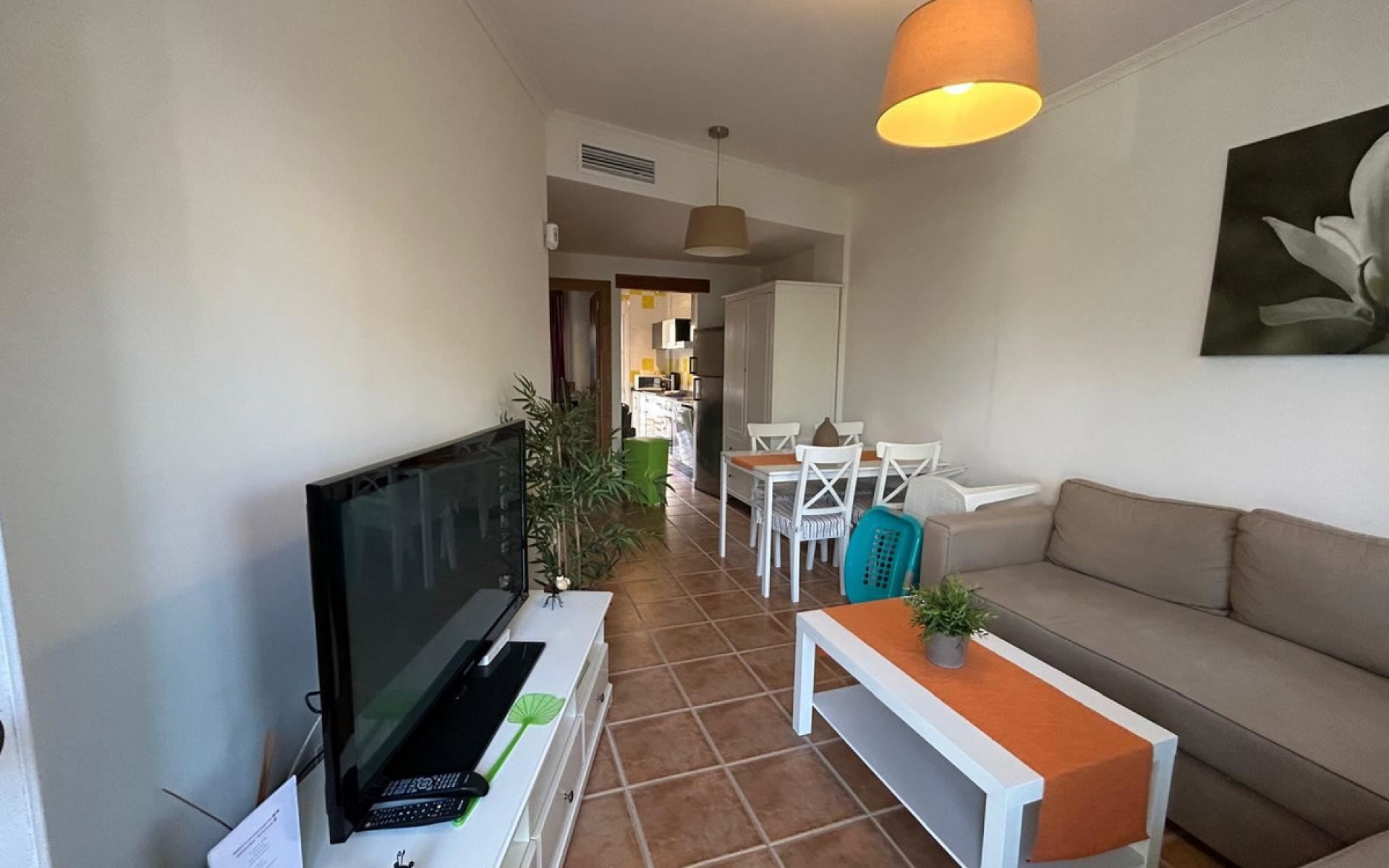 Resale - Townhouse - Mil Palmeras