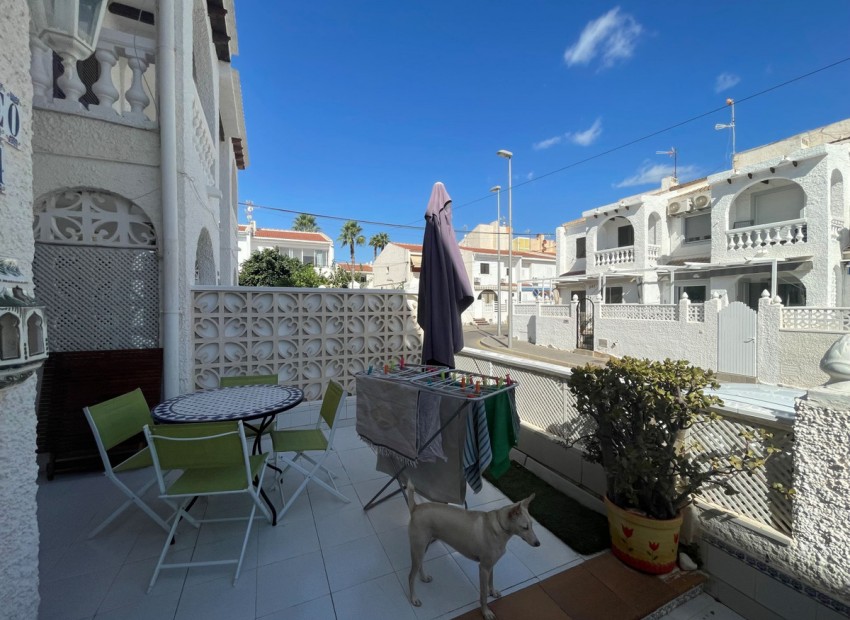 Resale - Townhouse - Mil Palmeras