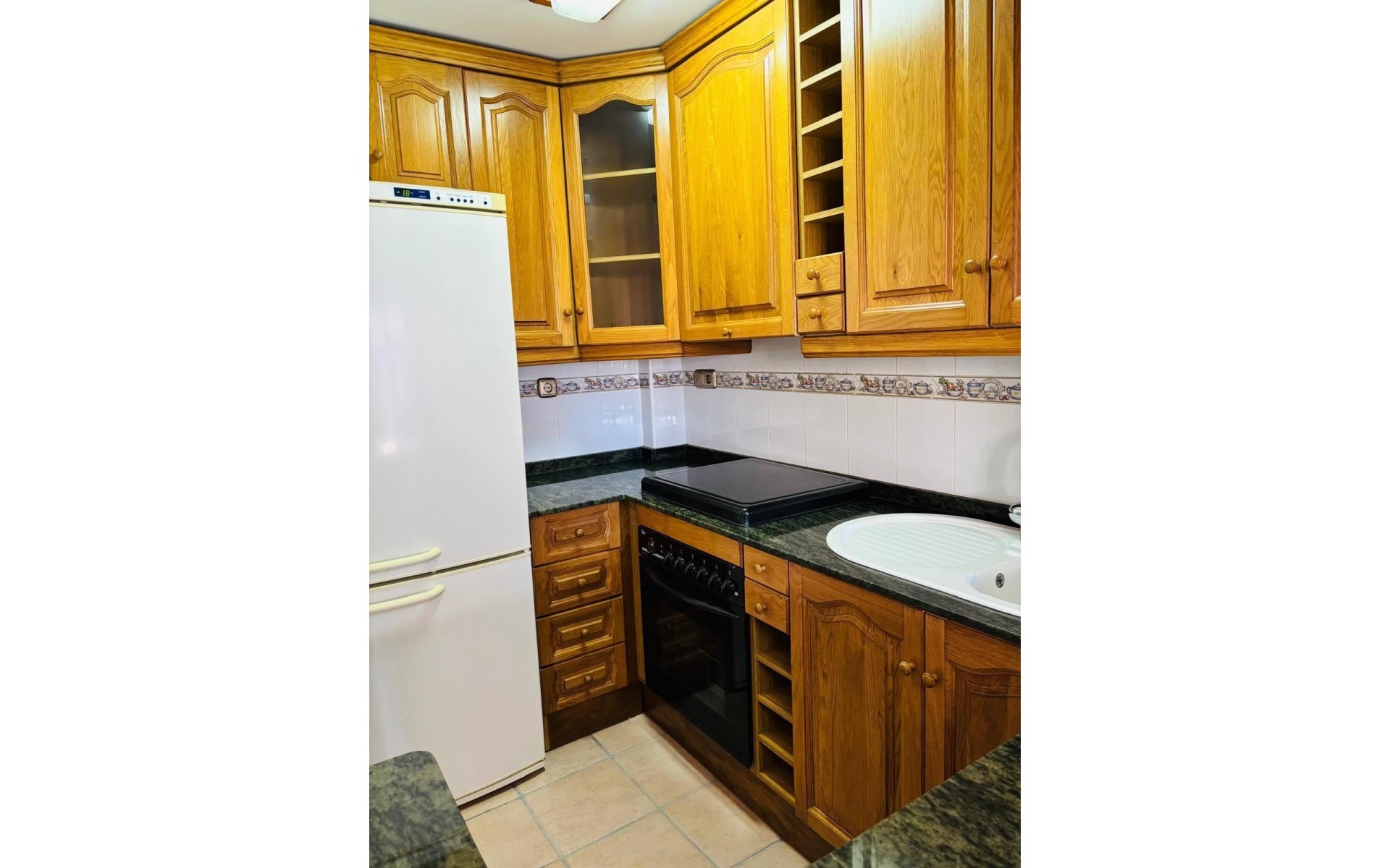 Resale - Townhouse - Mil Palmeras