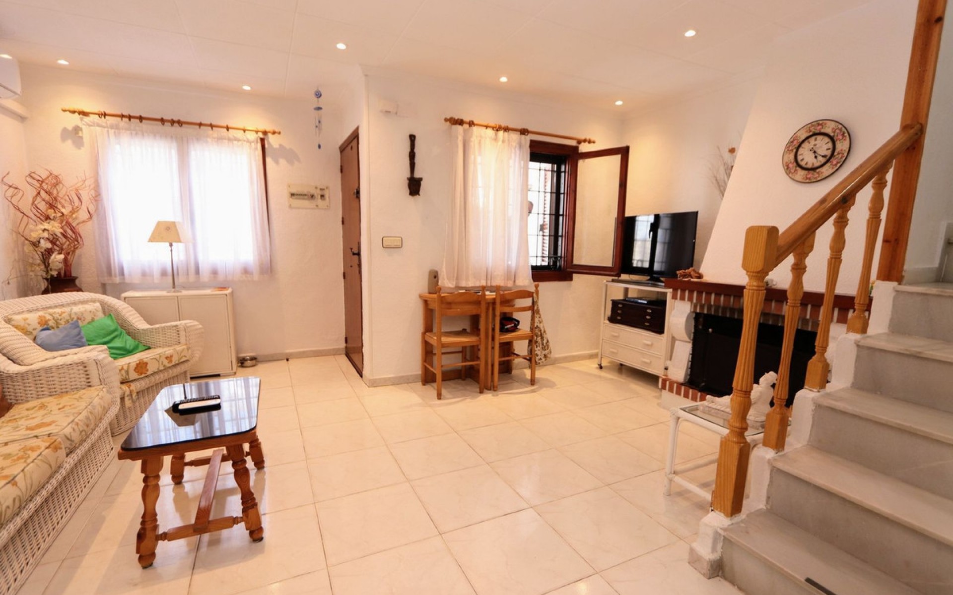 Resale - Townhouse - Mil Palmeras