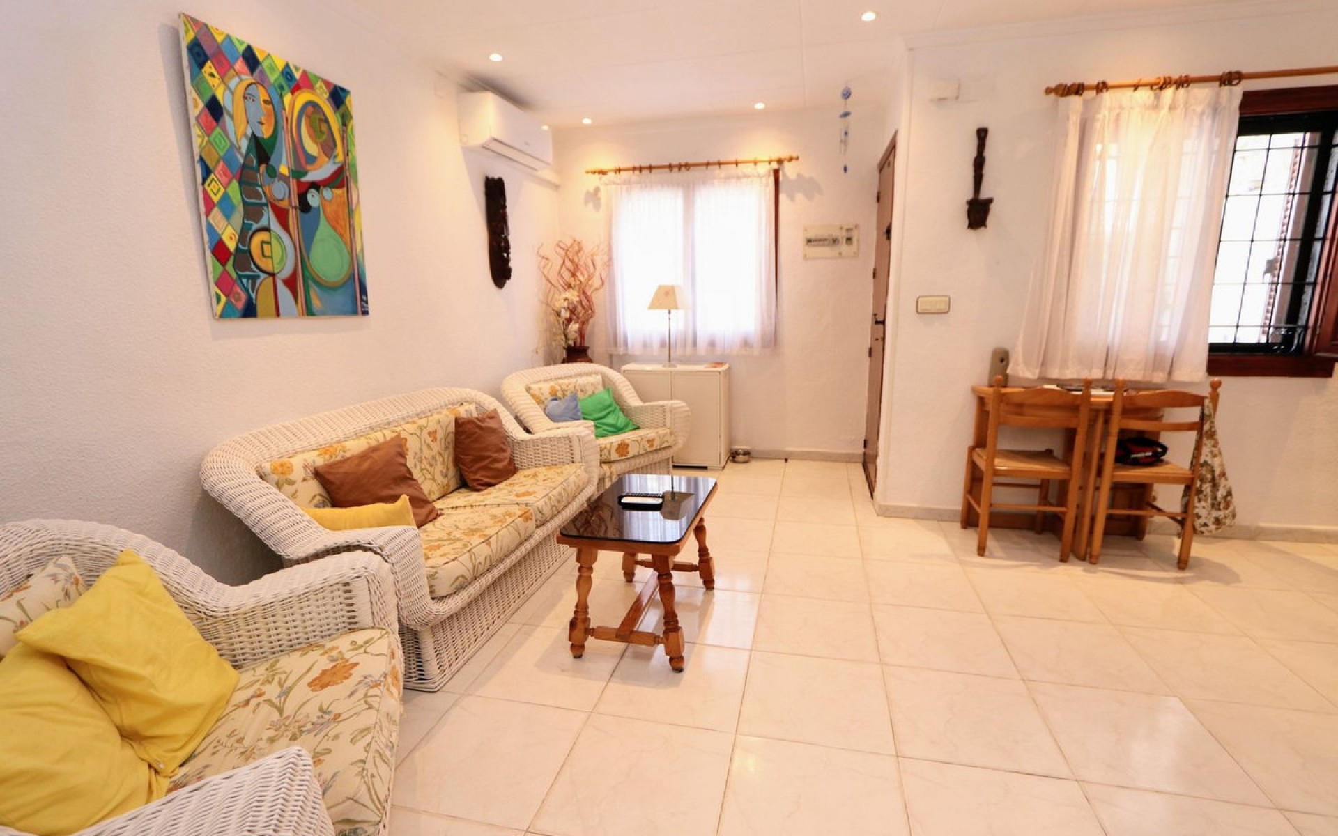 Resale - Townhouse - Mil Palmeras