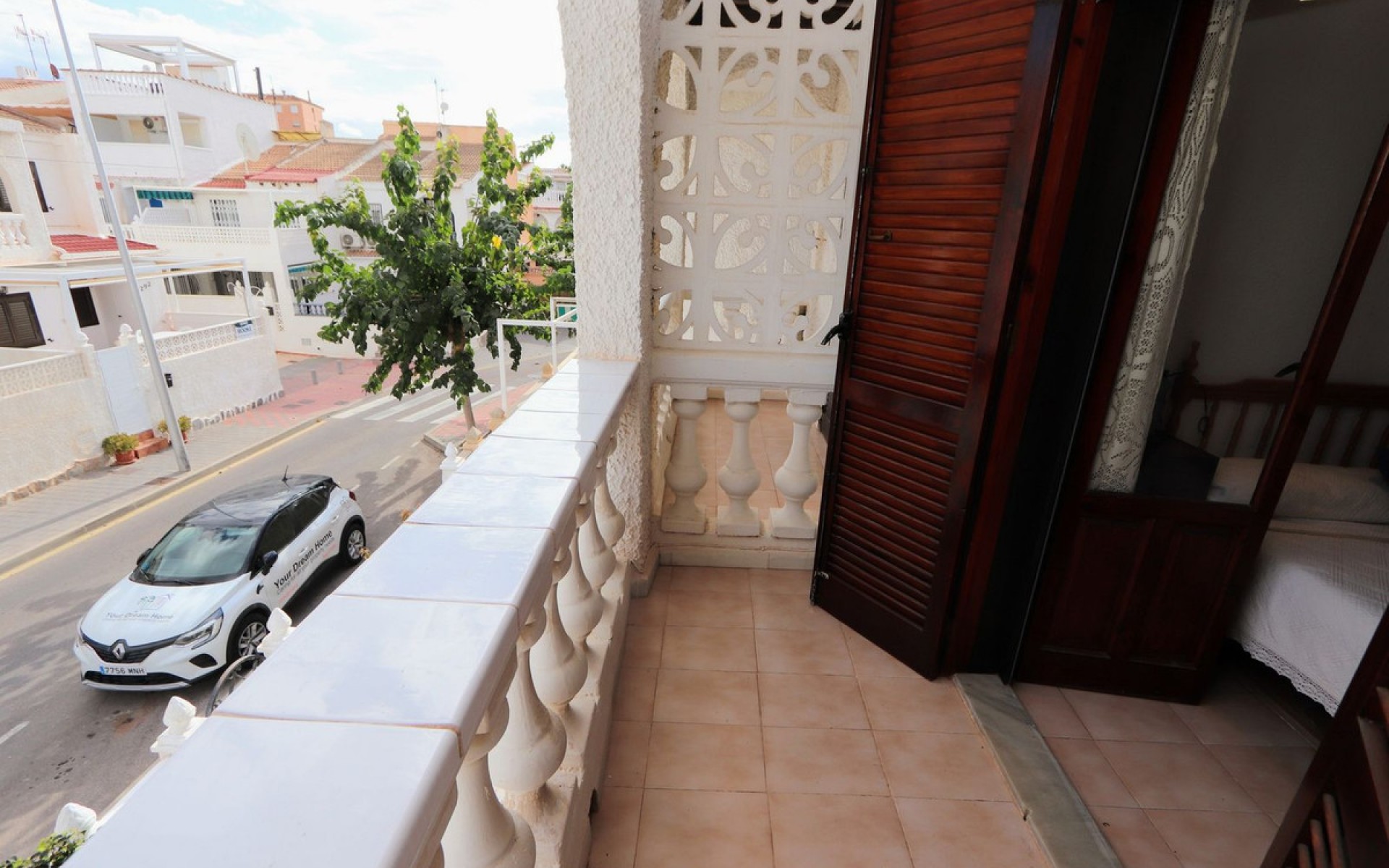 Resale - Townhouse - Mil Palmeras