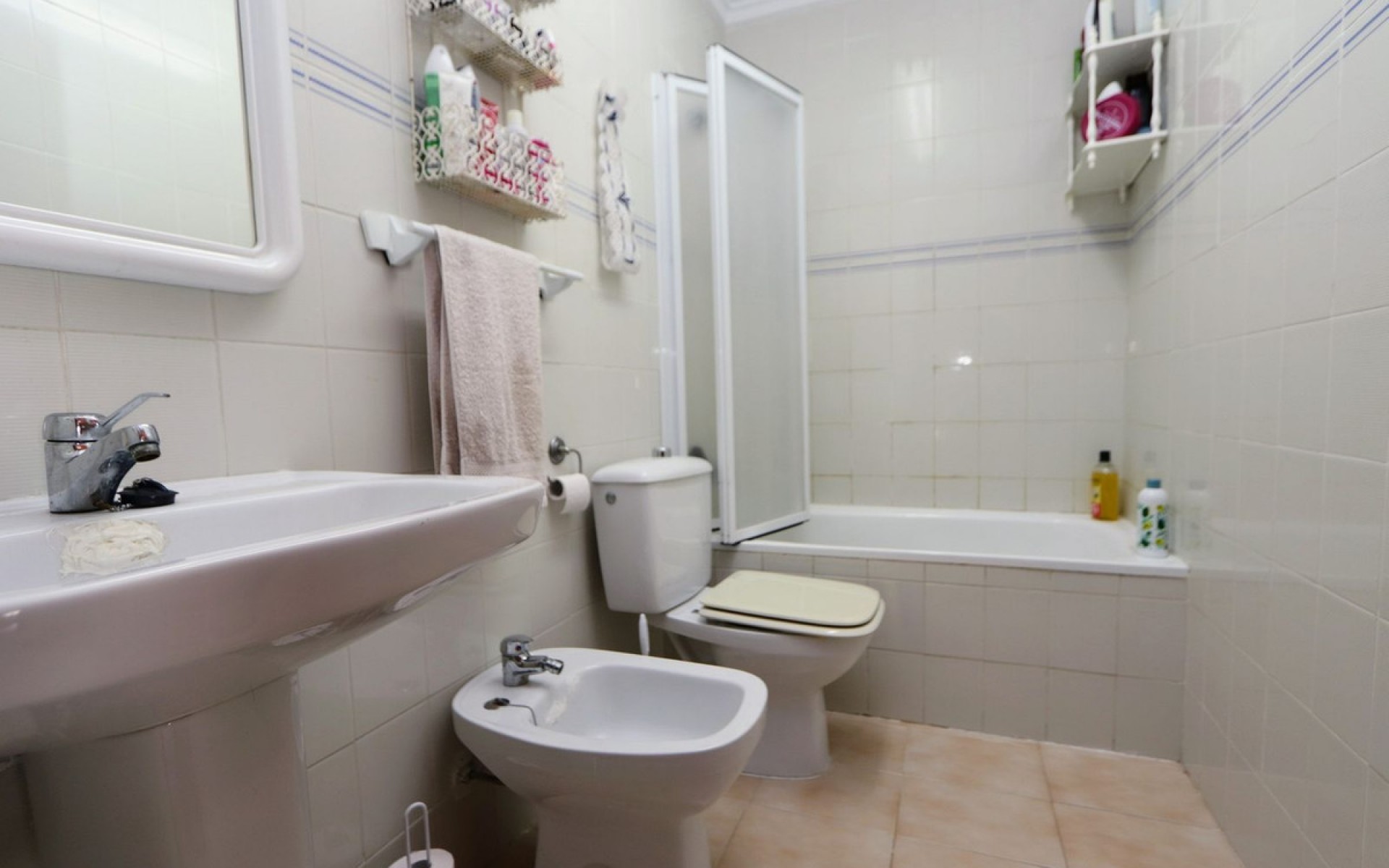 Resale - Townhouse - Mil Palmeras