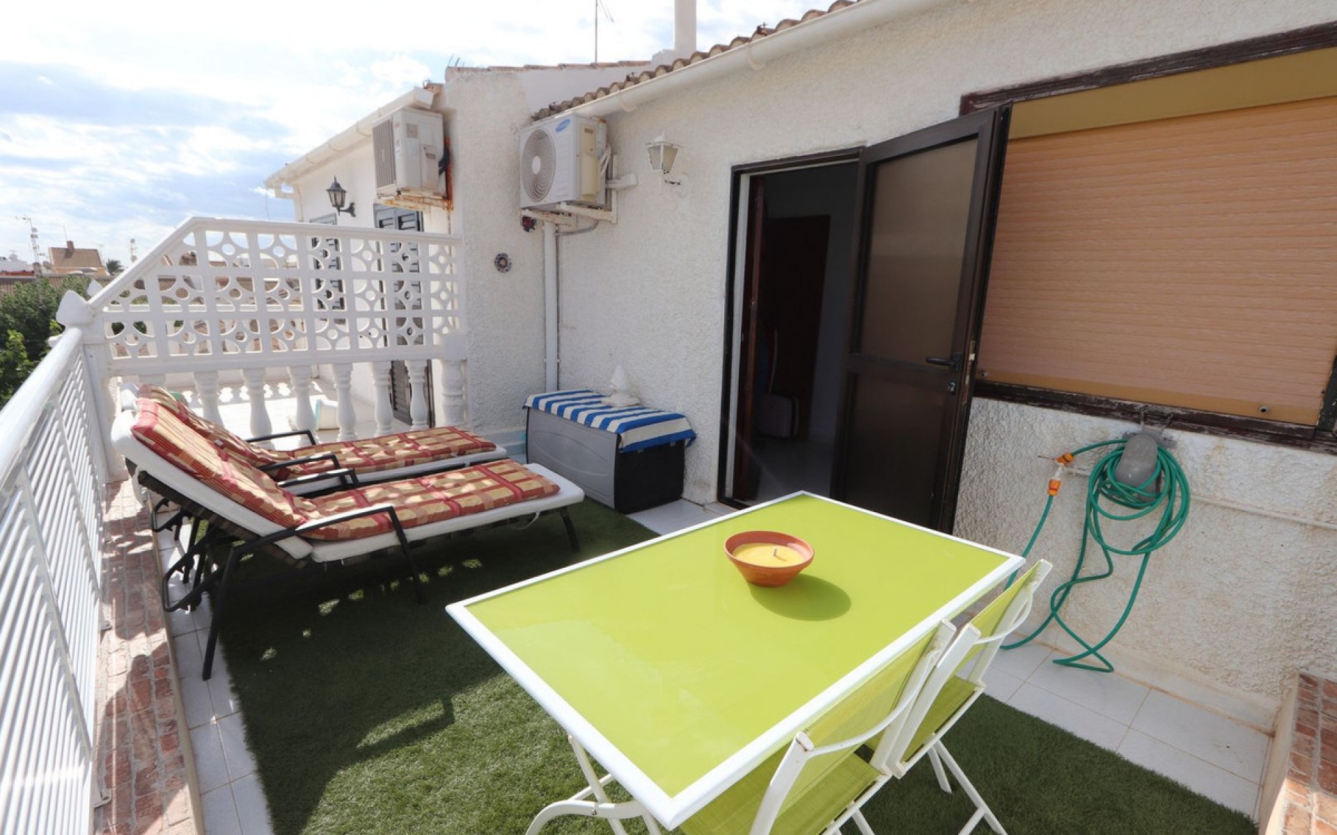 Resale - Townhouse - Mil Palmeras