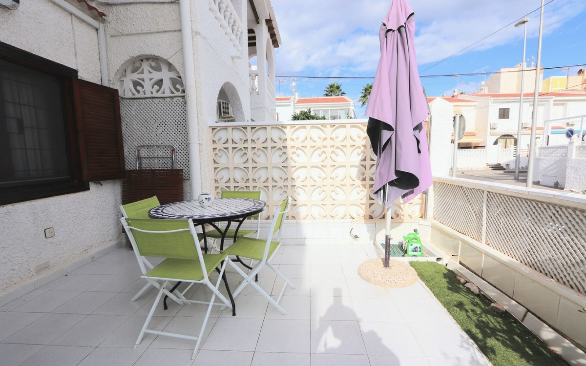 Resale - Townhouse - Mil Palmeras
