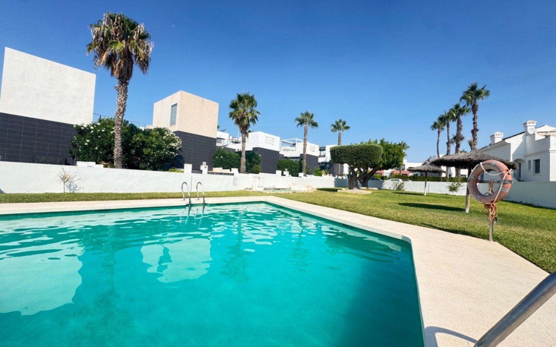 Resale - Townhouse - Orihuela Costa - Villamartin