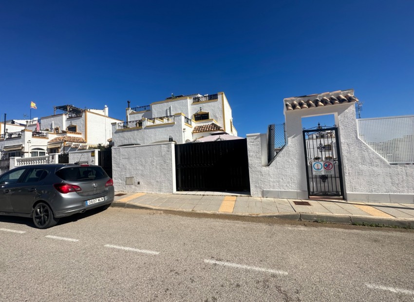 Resale - Townhouse - Orihuela - Entre Naranjos