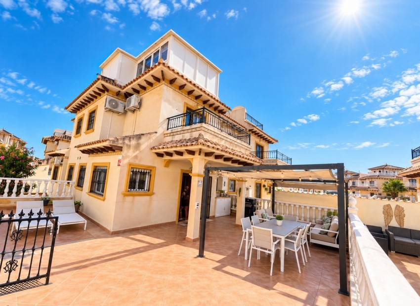 Resale - Townhouse - Orihuela - La Zenia