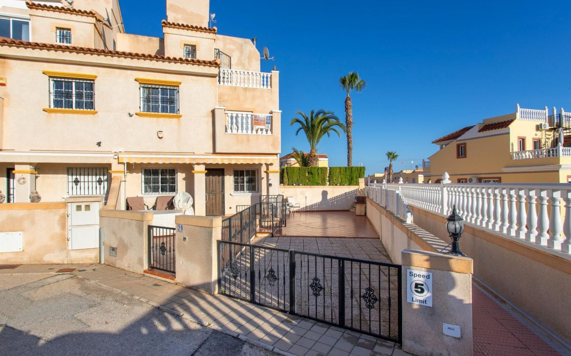 Resale - Townhouse - Orihuela - Villamartin