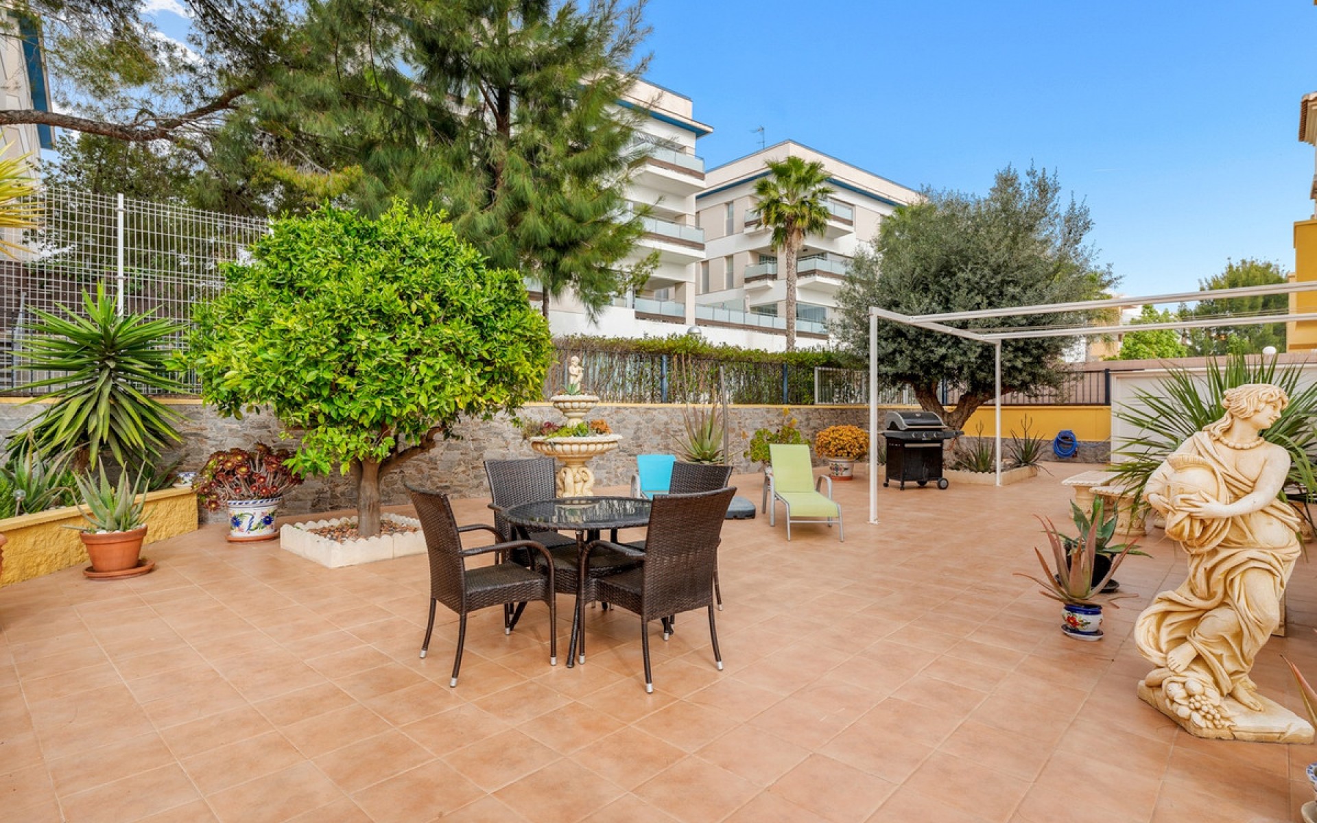 Resale - Townhouse - Orihuela - Villamartin