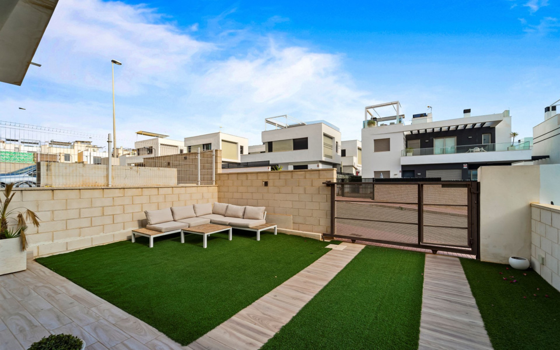 Resale - Townhouse - Orihuela - Villamartin