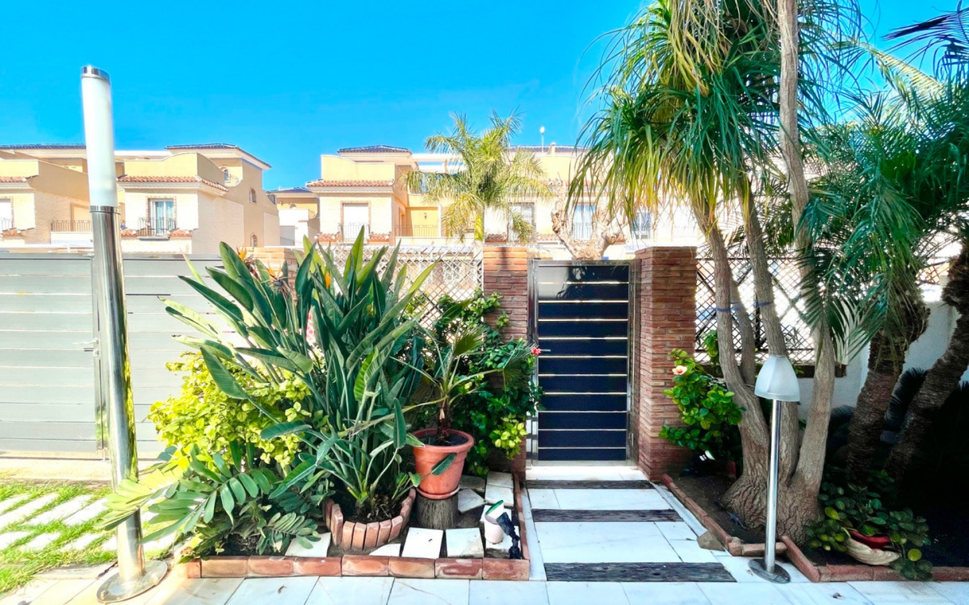 Resale - Townhouse - Pilar de la Horadada - Torre de la Horadada