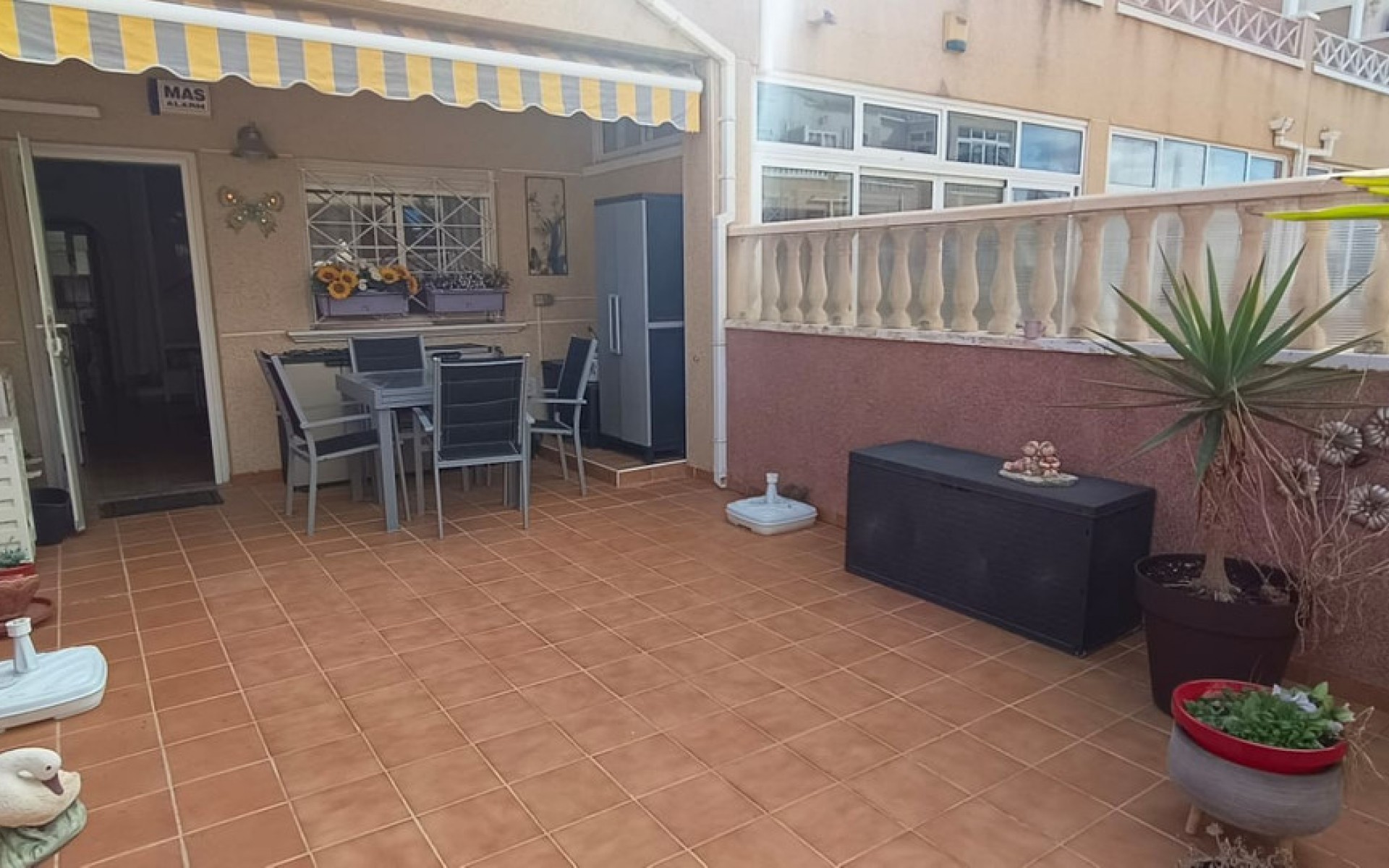 Resale - Townhouse - Playa Flamenca - La Concha