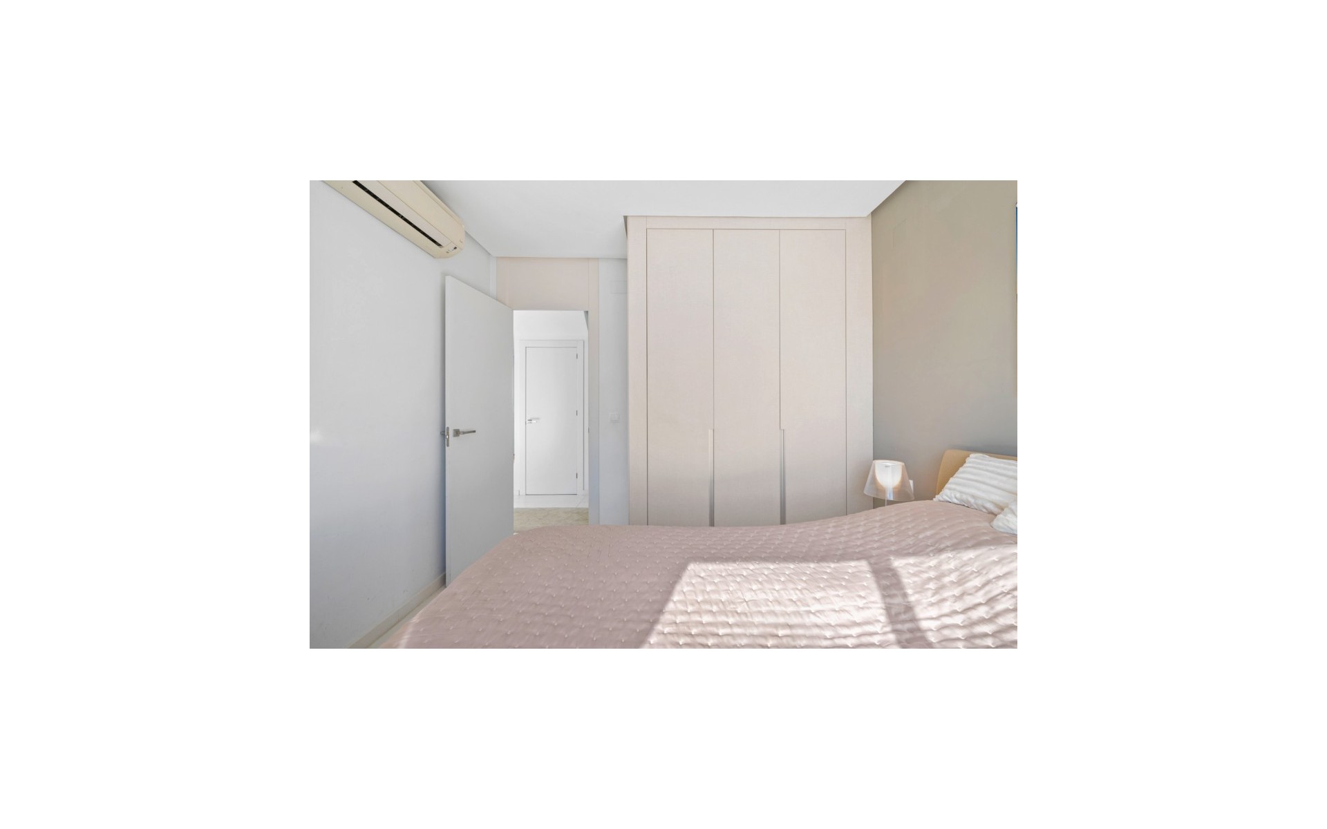 Resale - Townhouse - Punta Prima