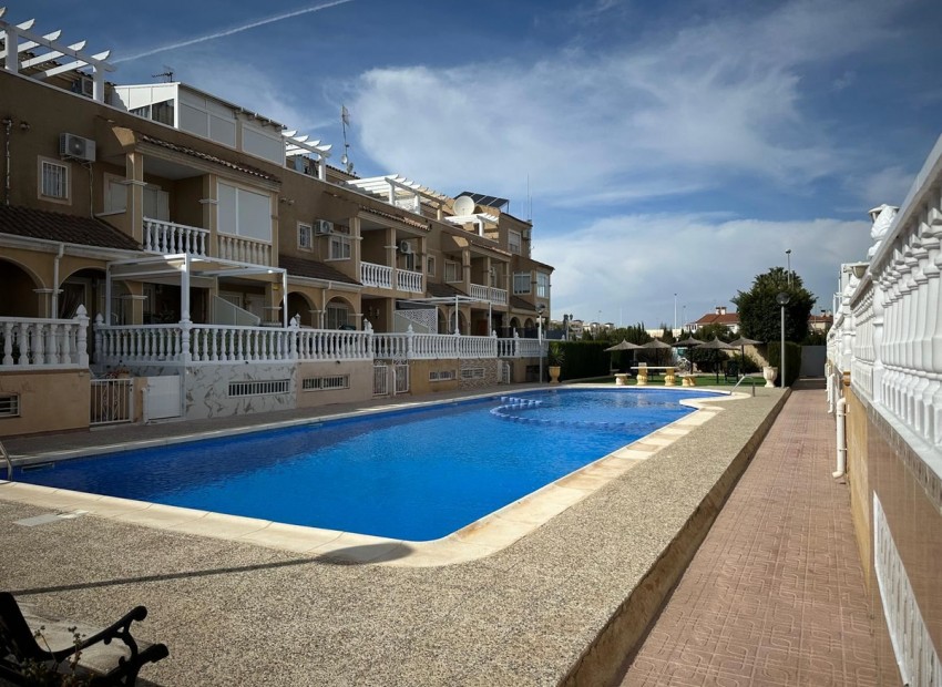 Resale - Townhouse - Punta Prima