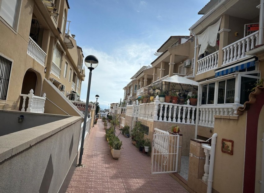 Resale - Townhouse - Punta Prima
