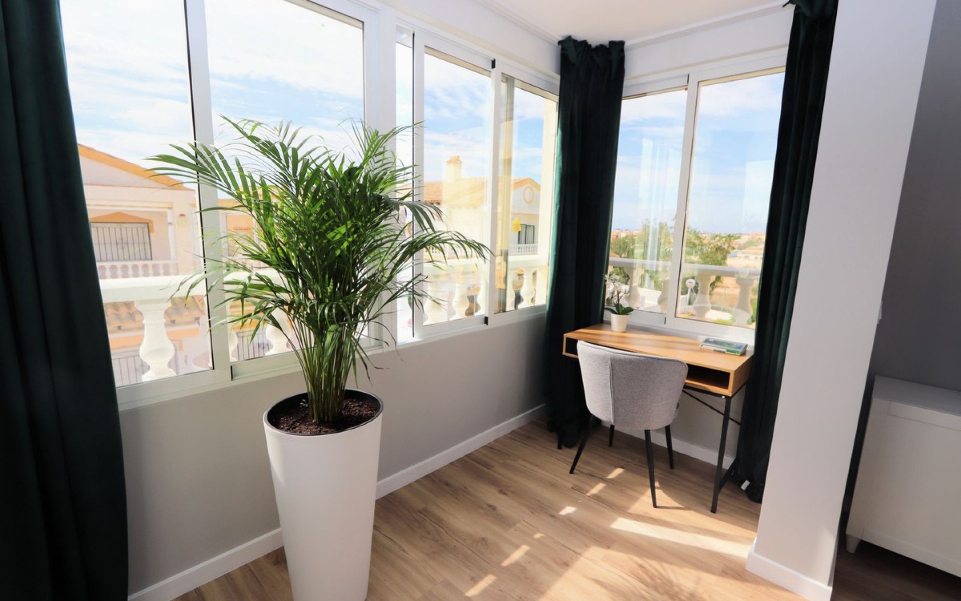 Resale - Townhouse - Punta Prima