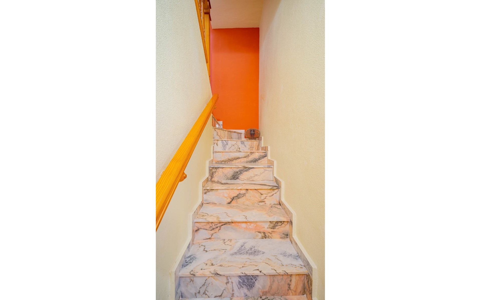 Resale - Townhouse - Punta Prima