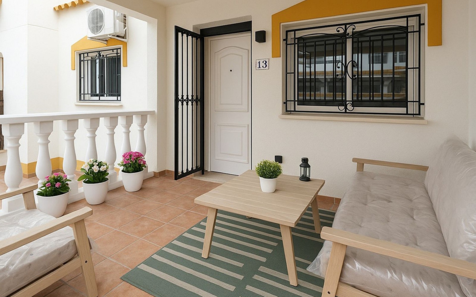 Resale - Townhouse - Punta Prima