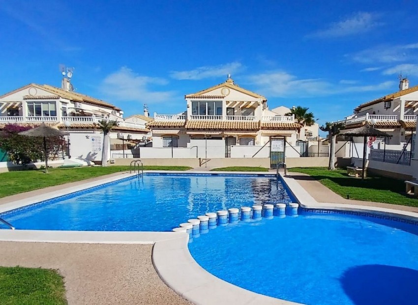 Resale - Townhouse - Punta Prima