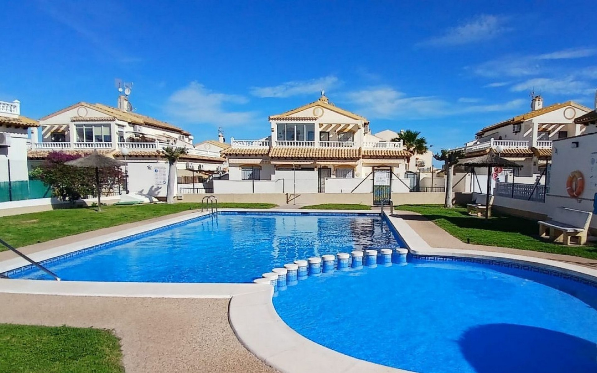 Resale - Townhouse - Punta Prima