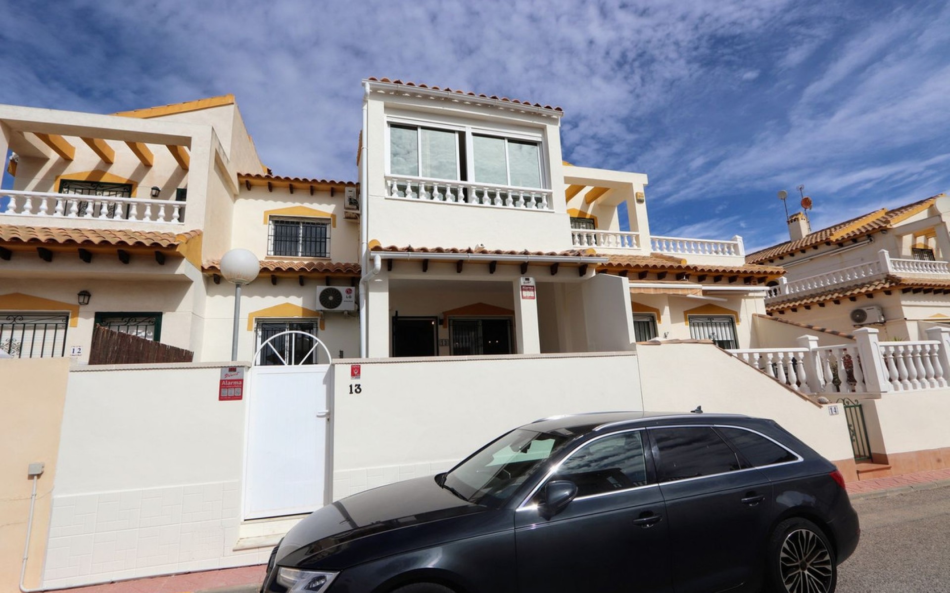 Resale - Townhouse - Punta Prima