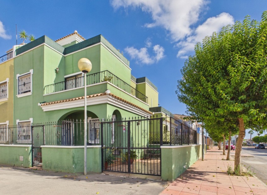 Resale - Townhouse - San Javier - San Javier Centro