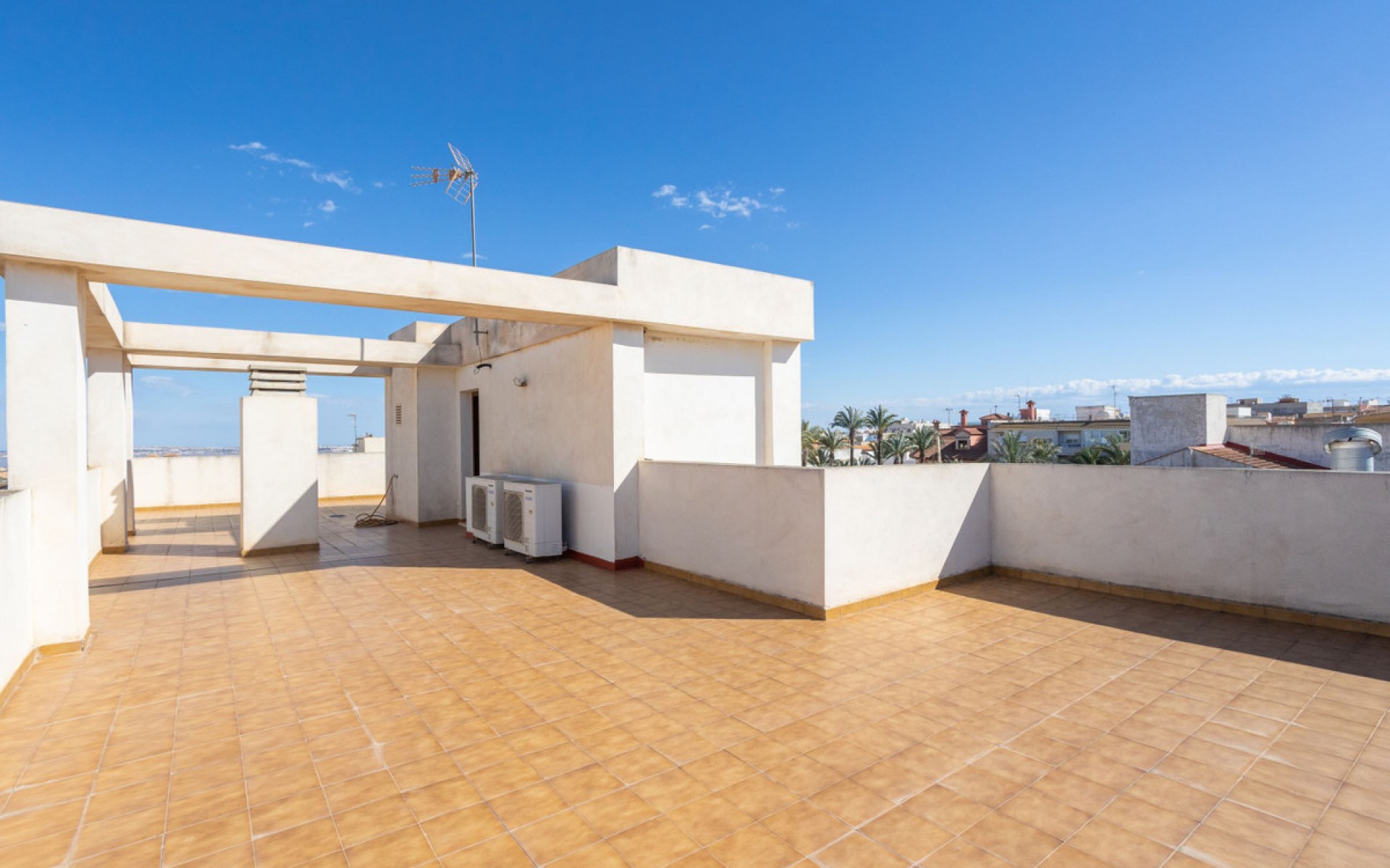 Resale - Townhouse - San Miguel De Salinas - San Miguel de Salinas Centro
