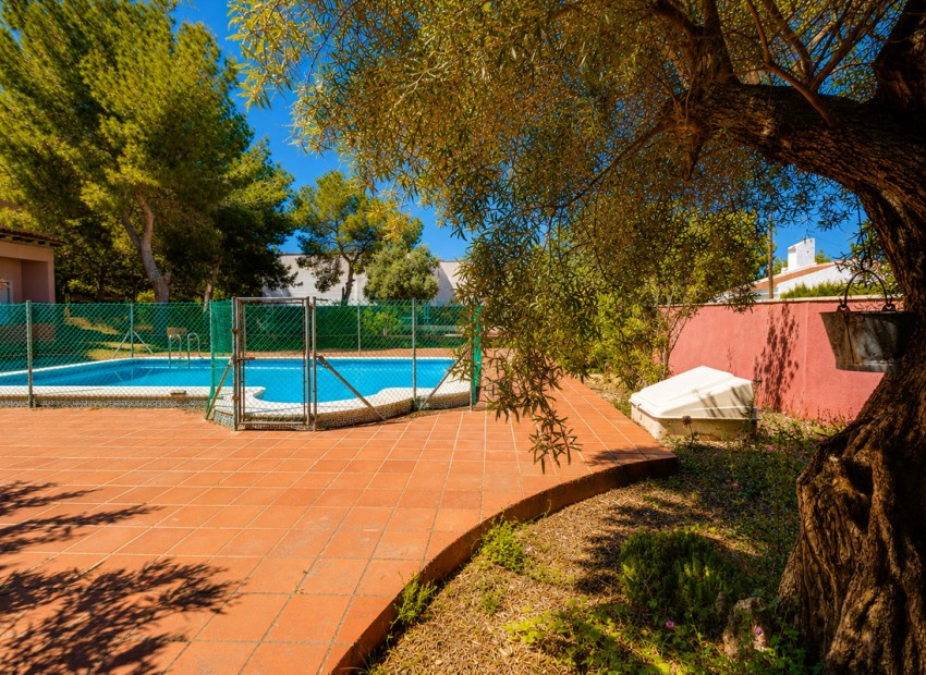 Resale - Townhouse - San Miguel De Salinas - San Miguel de Salinas Centro