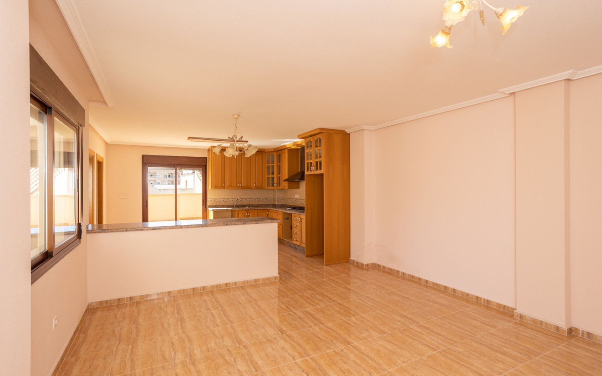 Resale - Townhouse - San Miguel De Salinas - San Miguel de Salinas Centro