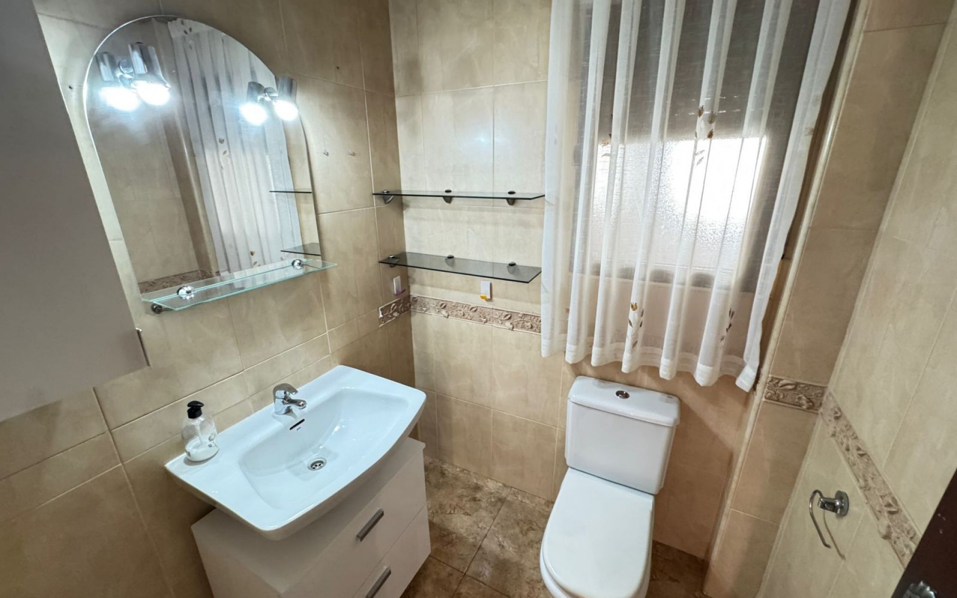 Resale - Townhouse - San Miguel De Salinas - San Miguel de Salinas