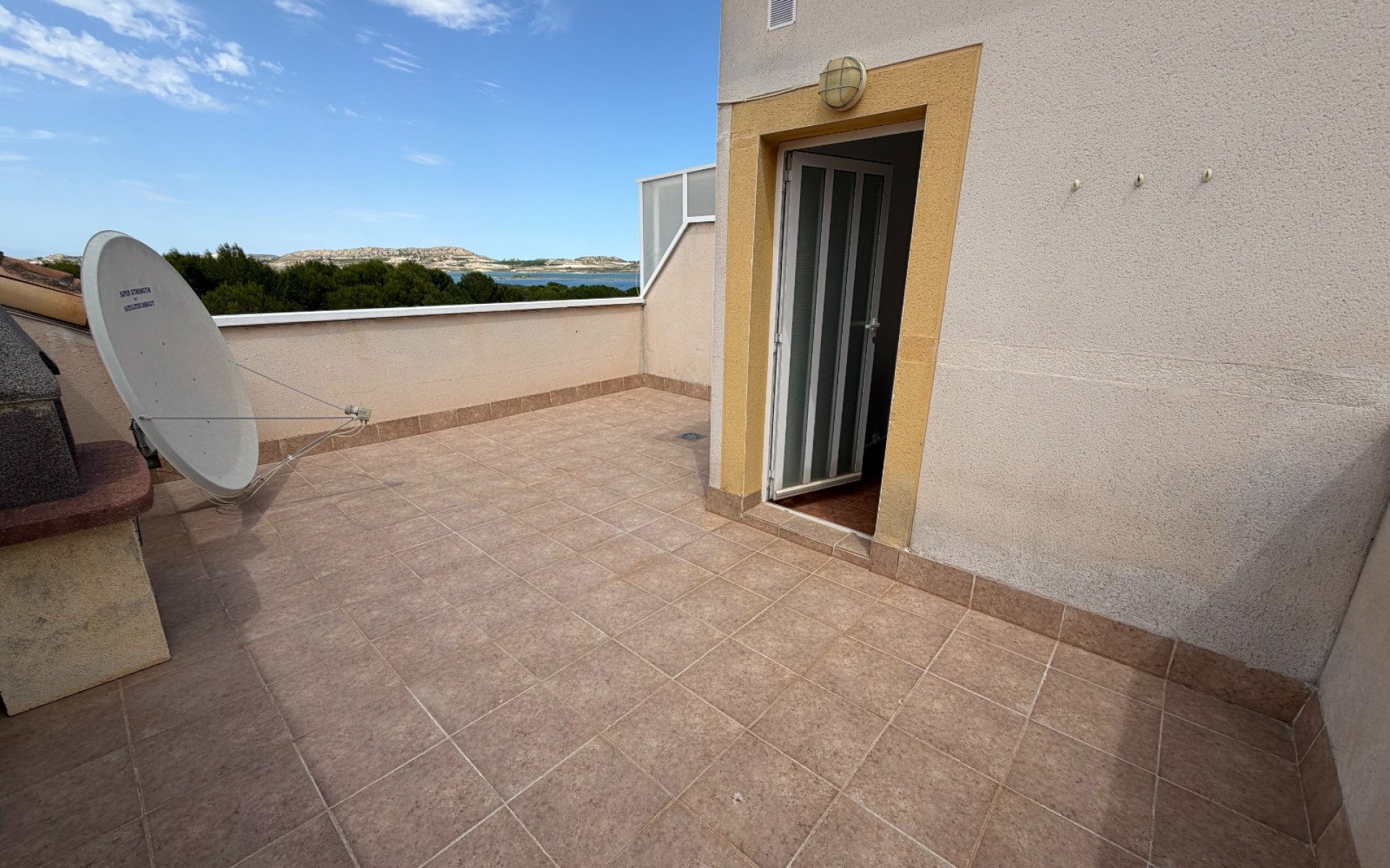 Resale - Townhouse - Torremendo