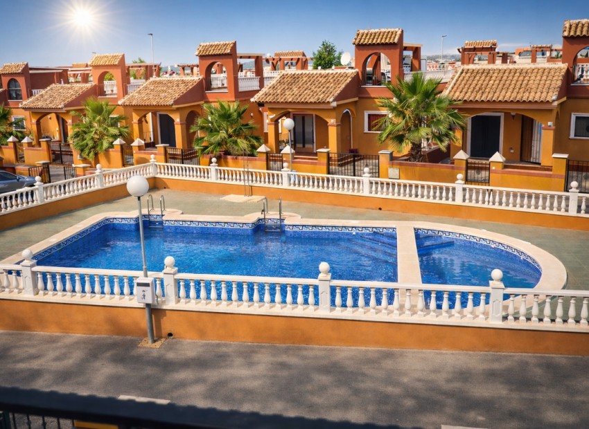 Resale - Townhouse - Torrevieja - Aguas Nuevas